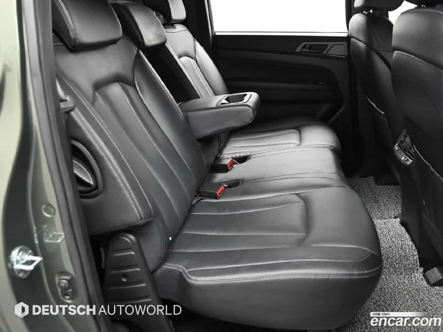 Rexton KG Mobility 2022.8-OPTION-016