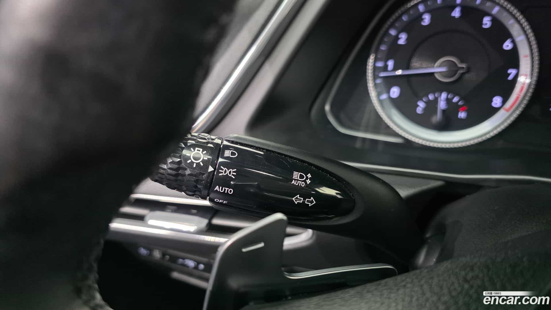 Sonata Hyundai 2019.9-OPTION-041