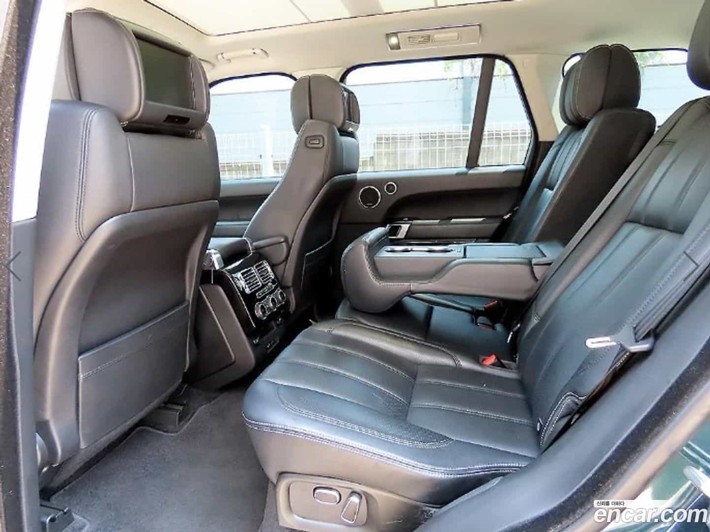 Range Rover Land Rover 2013.4-OUTER-006