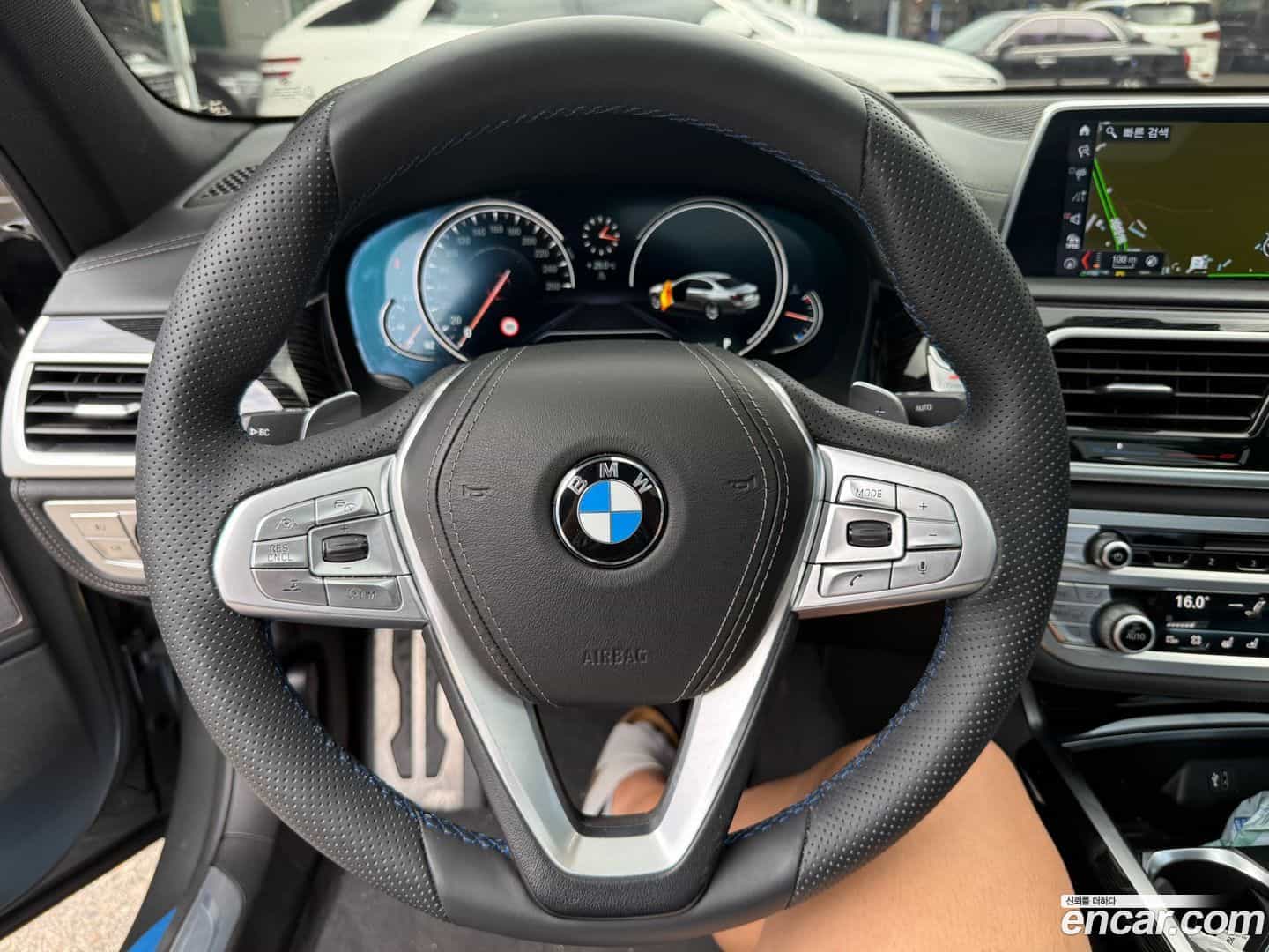 7-Series BMW 2018.11-OUTER-006
