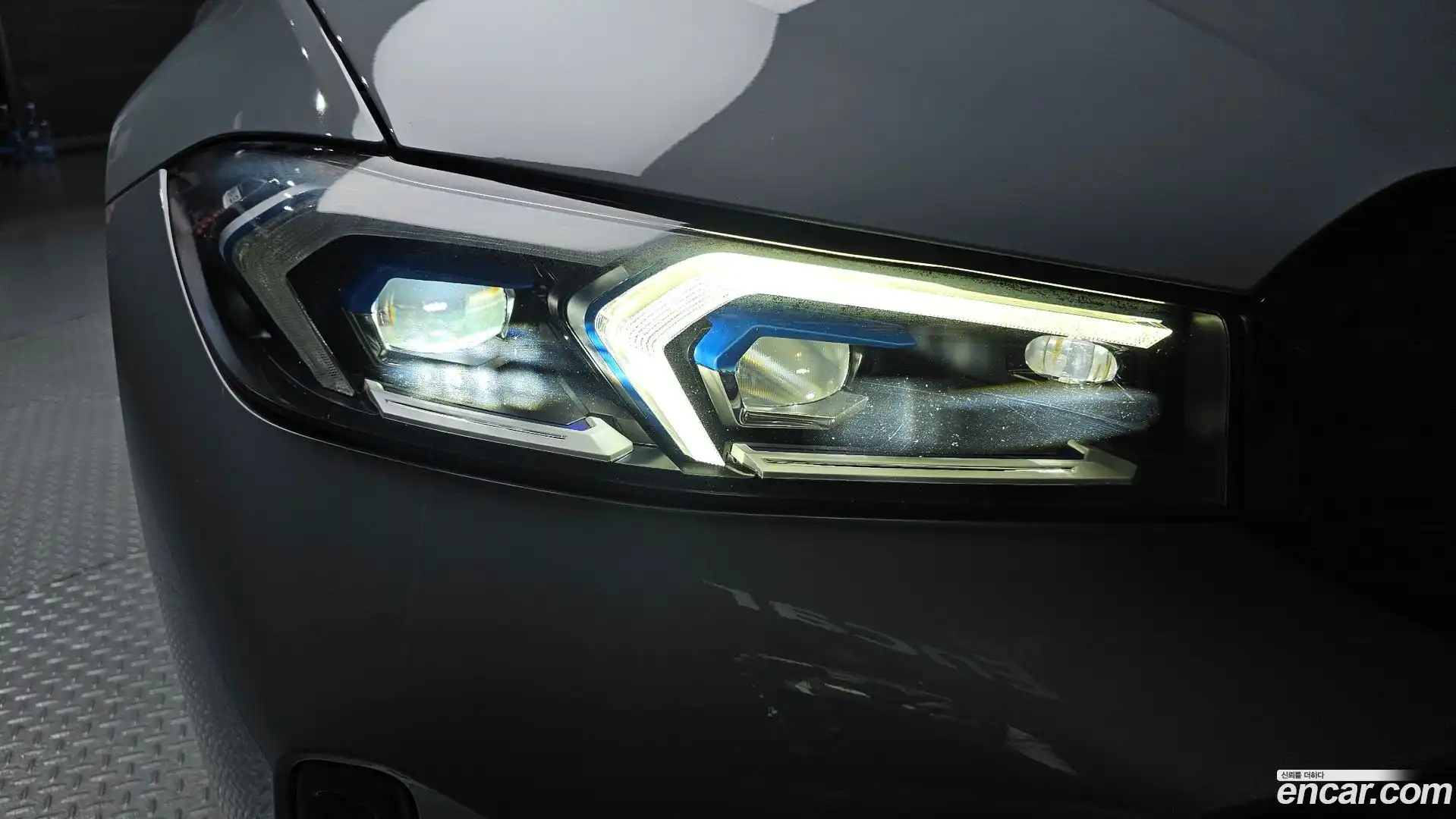 3-Series BMW 2023.5-OUTER-032