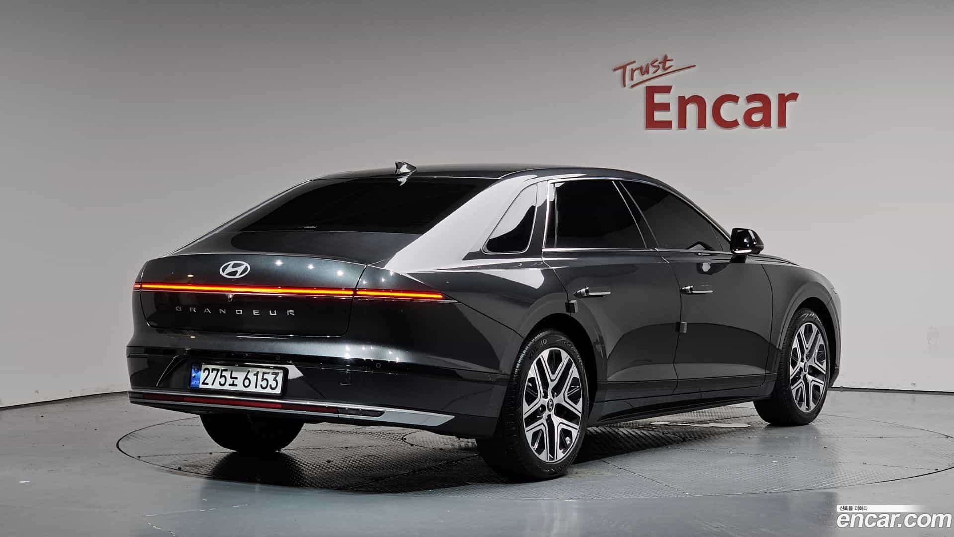 Grandeur Hyundai 2024.11-OUTER-002
