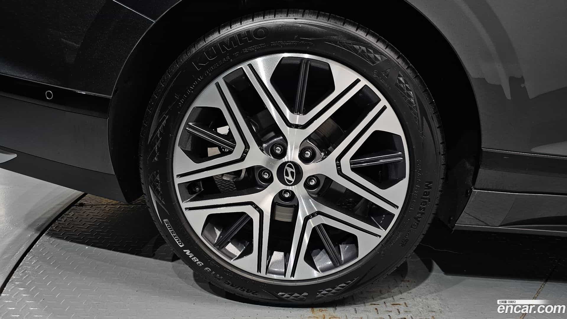 Grandeur Hyundai 2024.11-OUTER-031