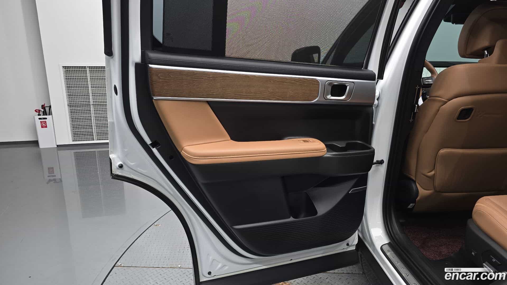 Santafe Hyundai 2025.1-INNER-035