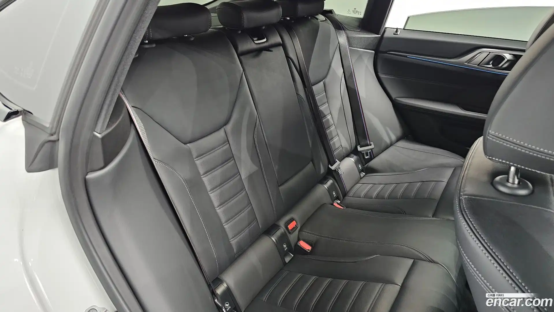 i4 BMW 2022.6-OPTION-015