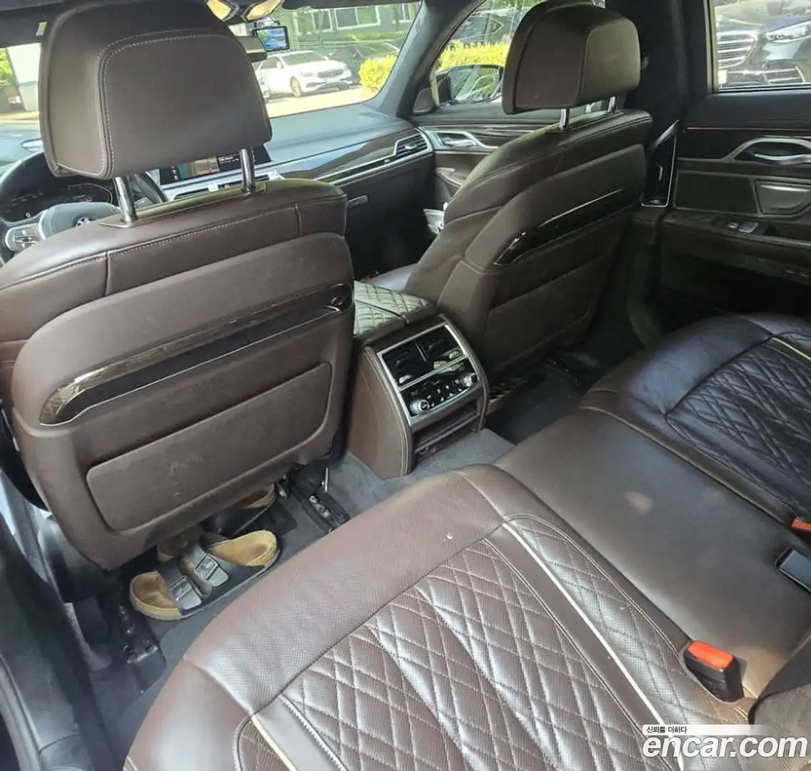 7-Series BMW 2020.2-INNER-007