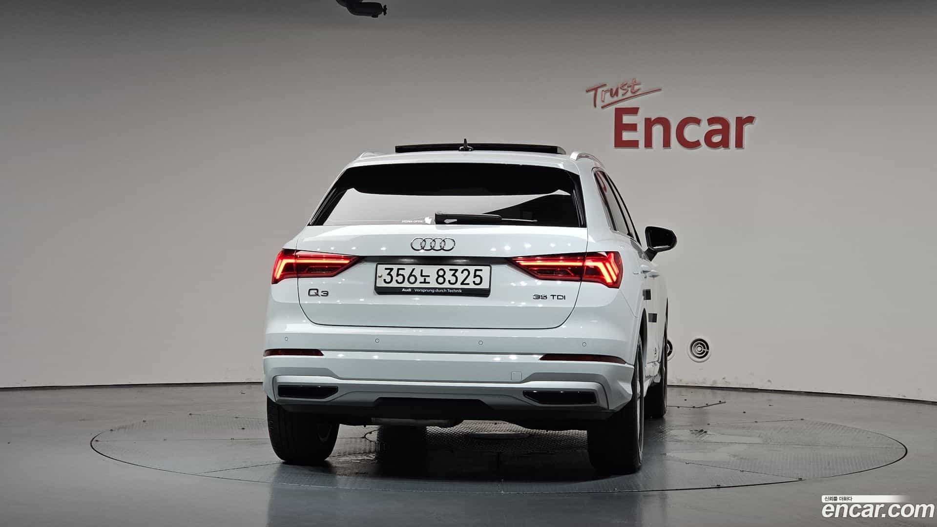 Q3 Audi 2020.10-OUTER-004