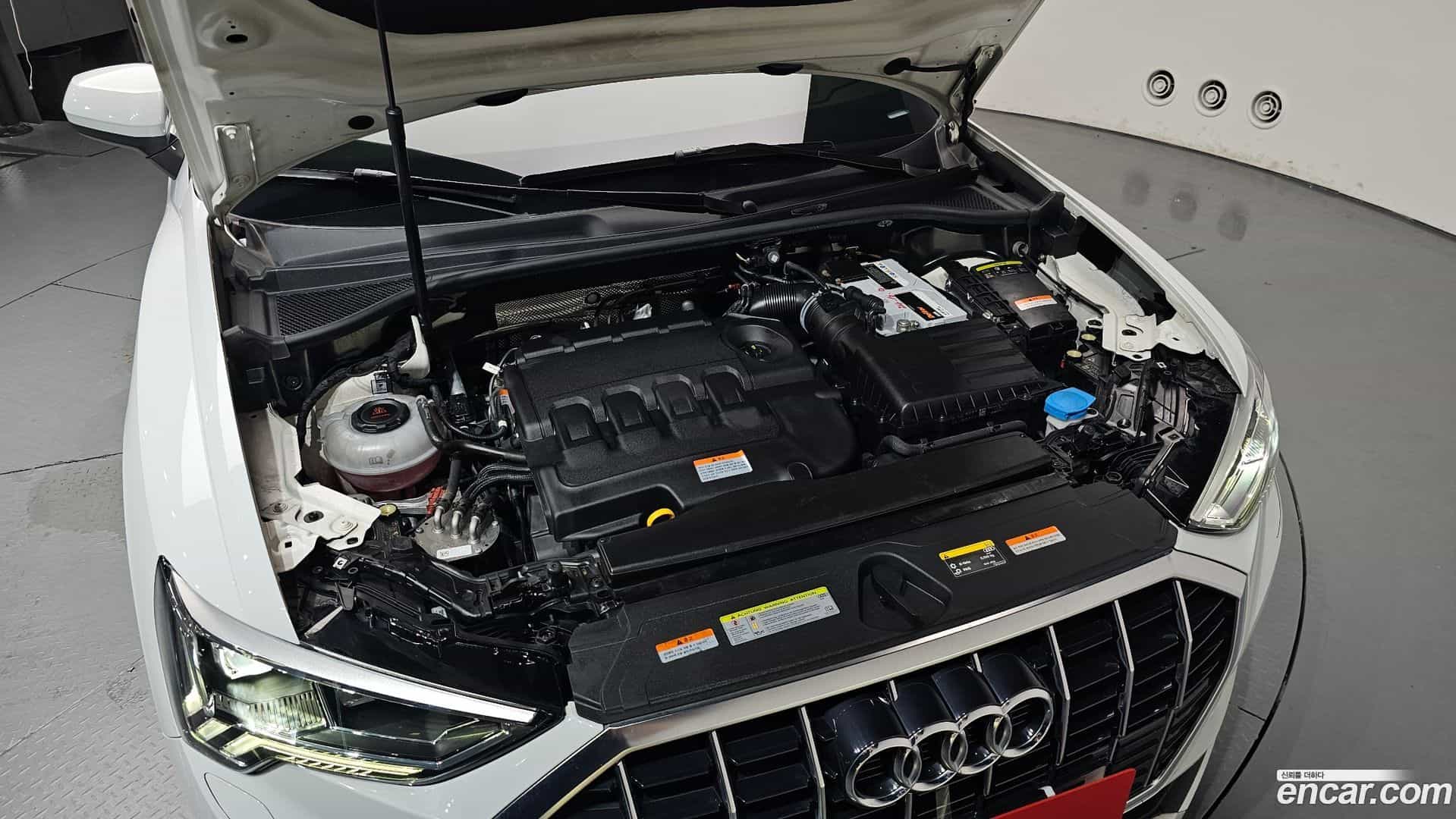 Q3 Audi 2020.10-OUTER-006
