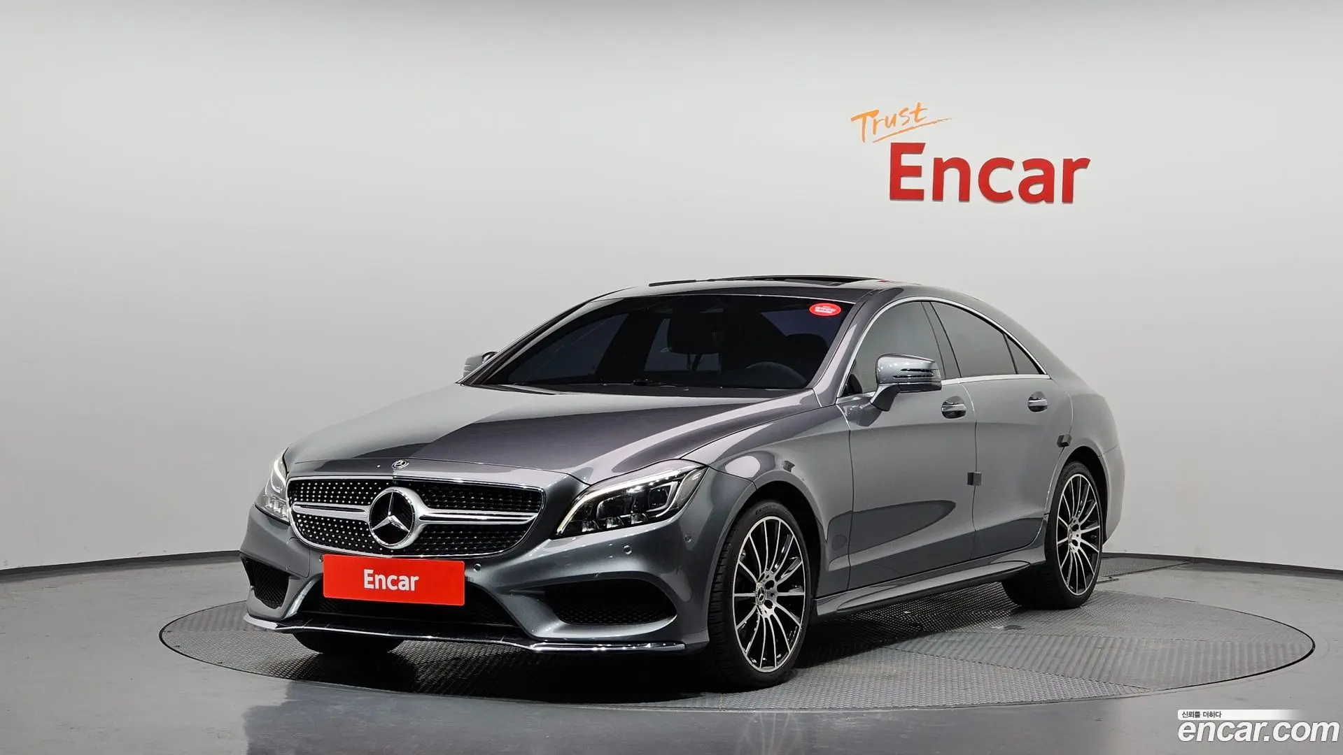 Main__Slider__Photo:CLS-Class Mercedes-Benz 2017.7-0