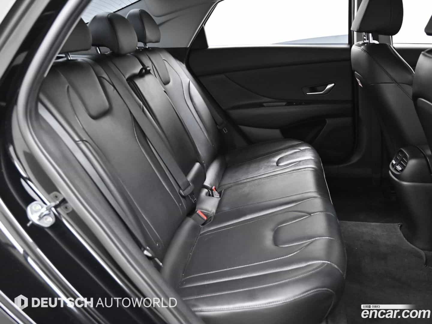 AVANTE Hyundai 2022.5-OPTION-023