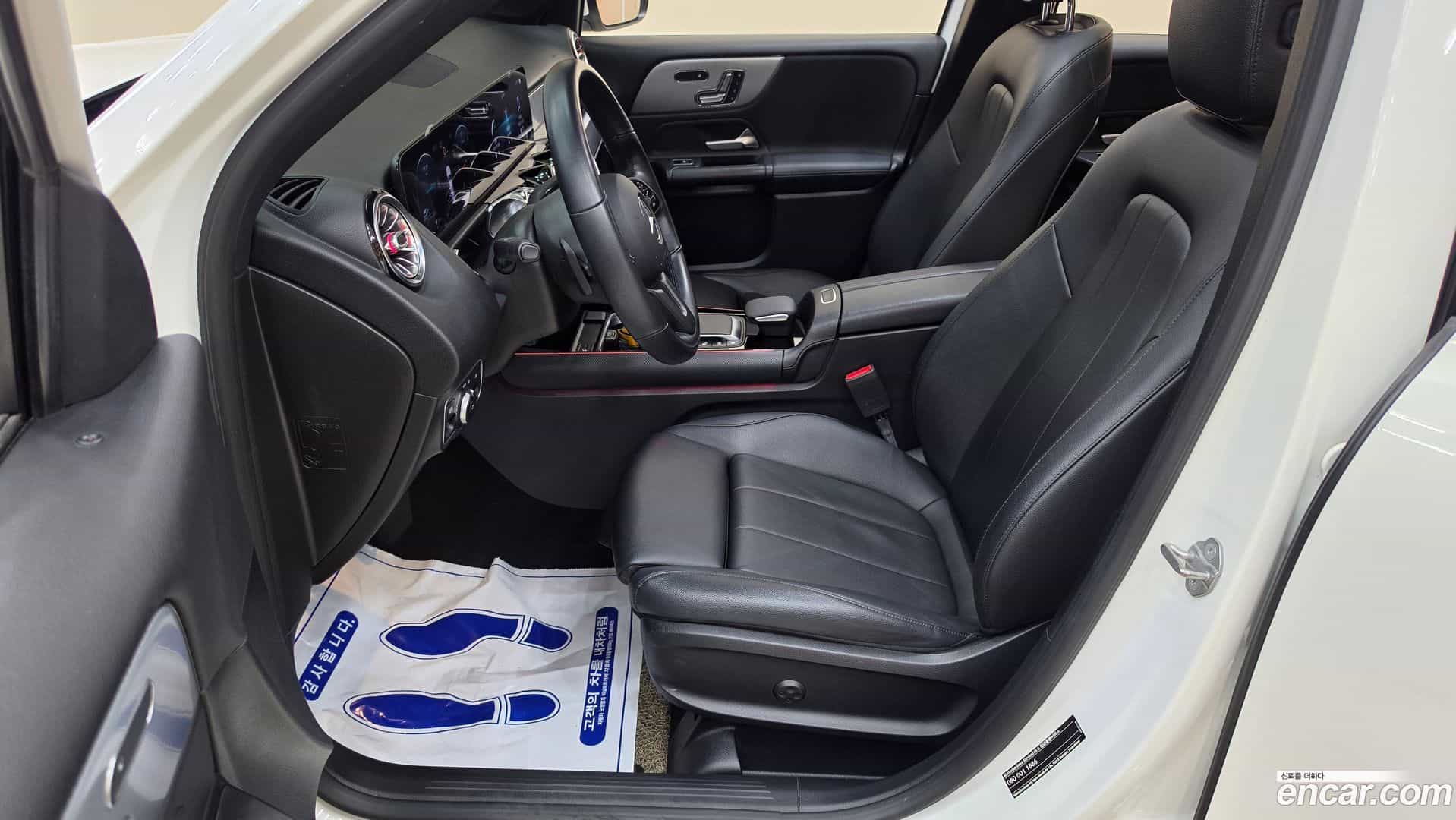 GLB-Class Mercedes-Benz 2021.7-OPTION-018