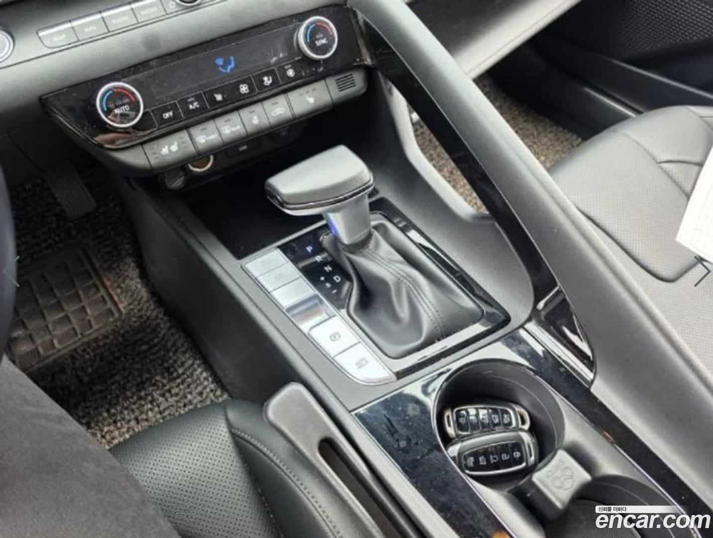 AVANTE Hyundai 2021.10-INNER-008