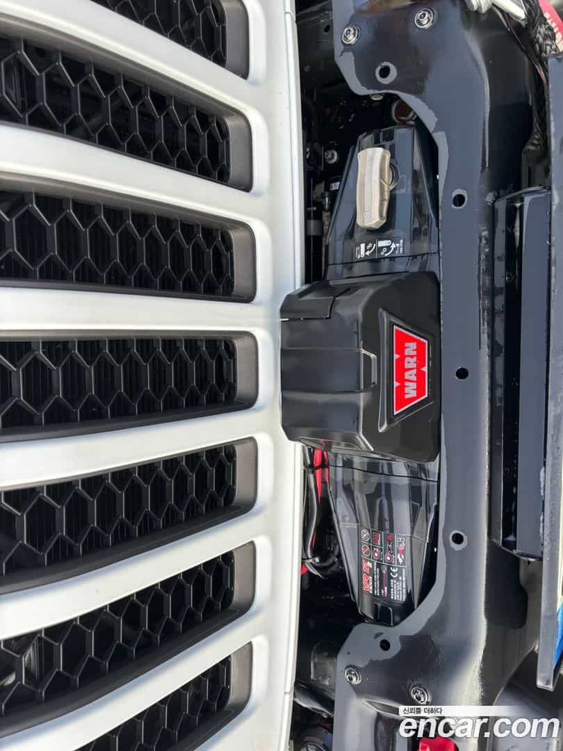 Gladiator Jeep 2021.11-OUTER-001