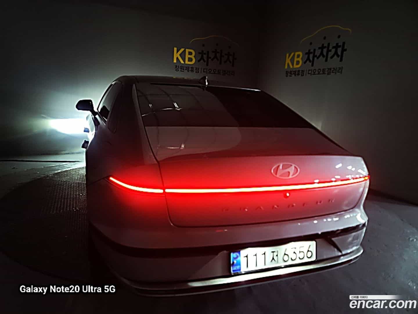Grandeur Hyundai 2023.0-OPTION-016