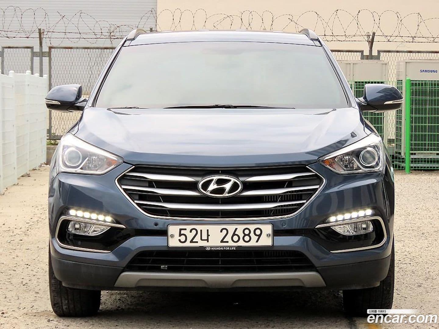 Main__Slider__Photo:Santafe Hyundai 2017.11-0