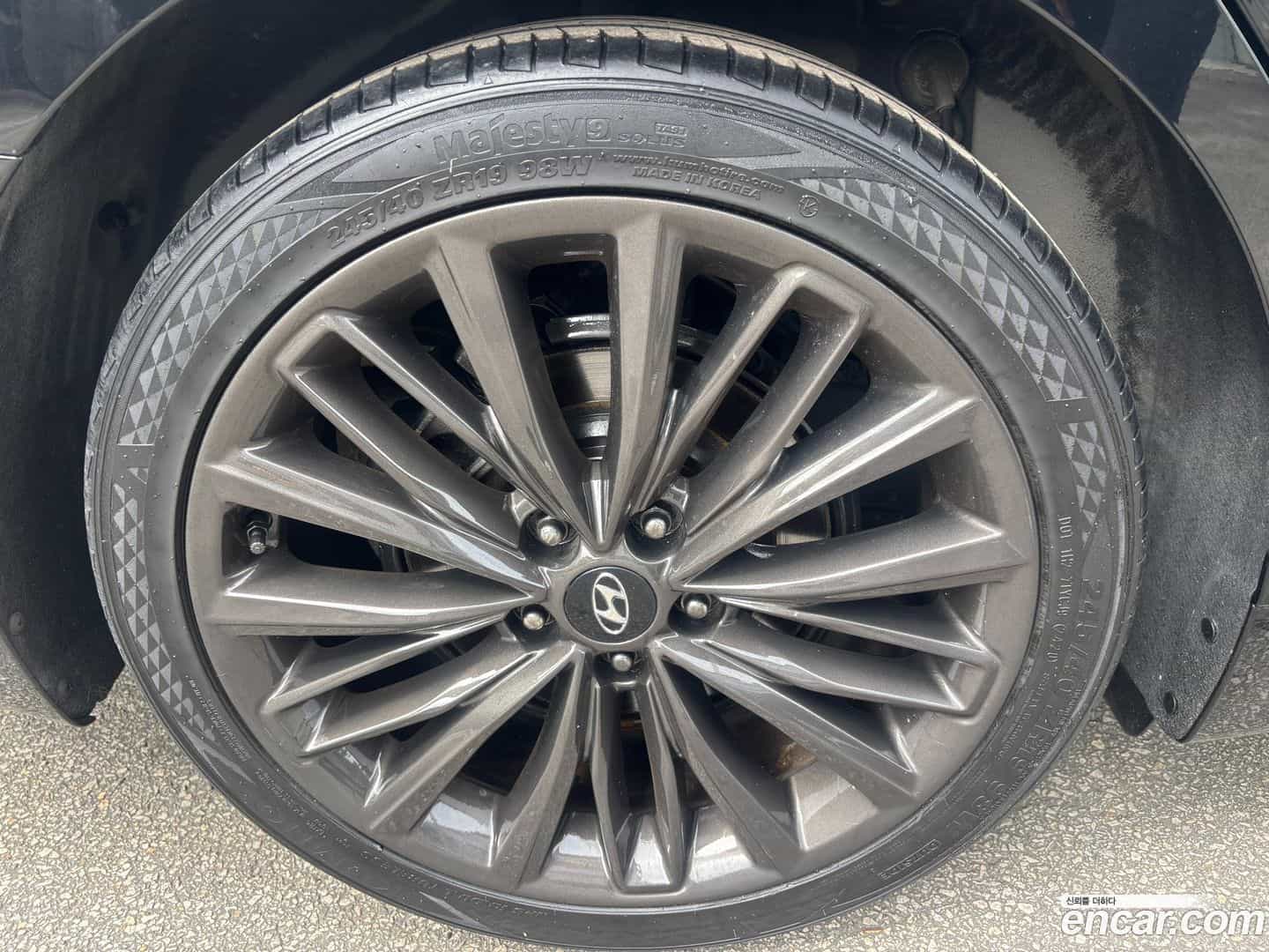 Grandeur Hyundai 2017.0-OUTER-005