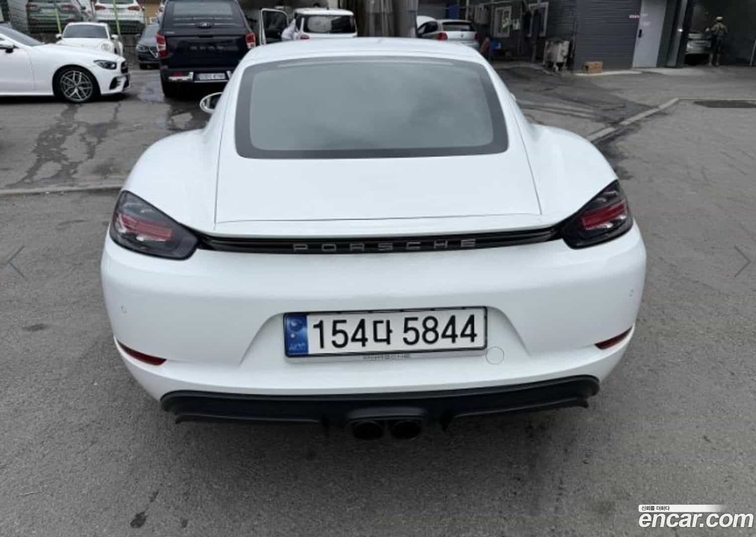 718 Porsche 2017.3-OUTER-004