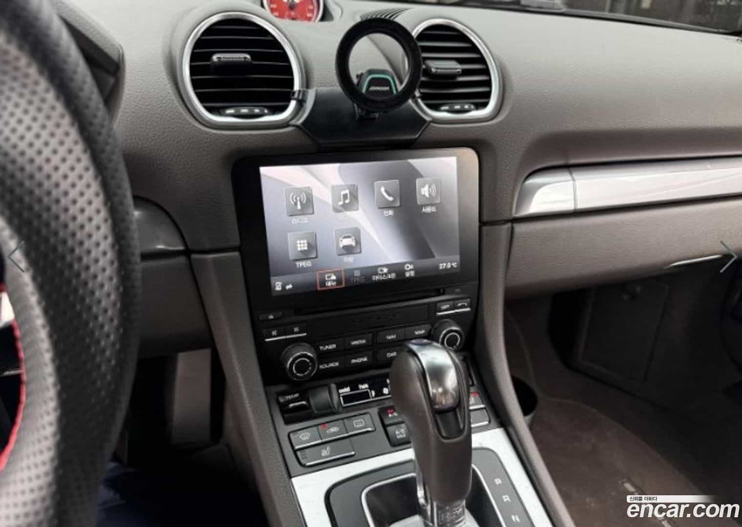 718 Porsche 2017.3-INNER-010