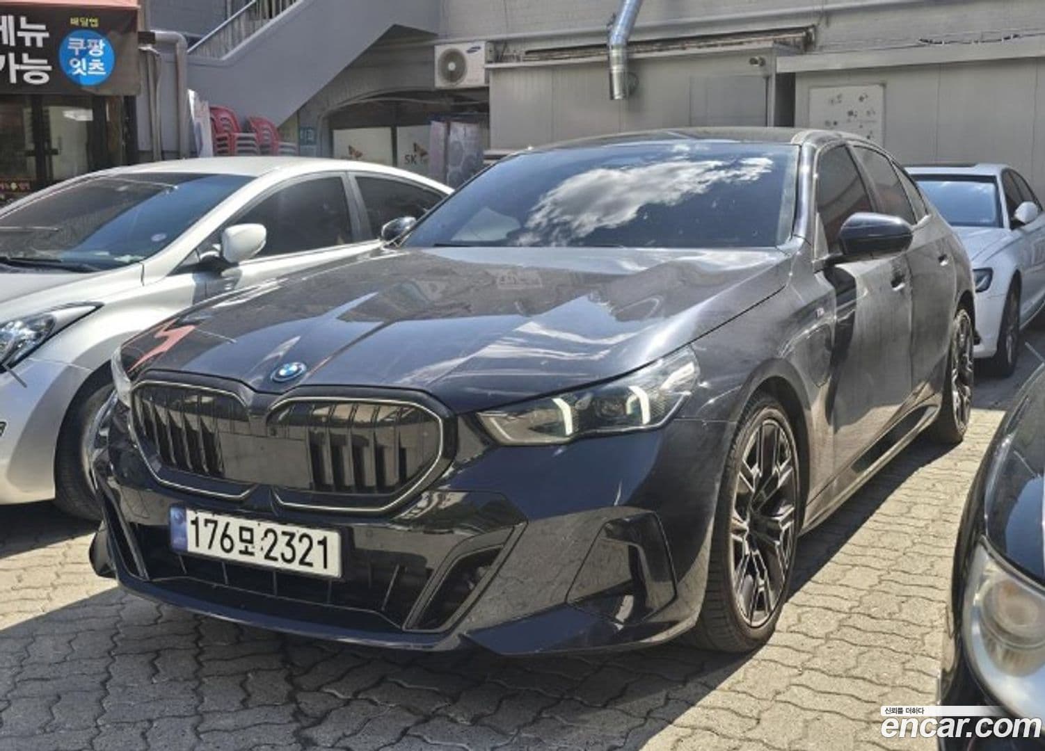 Main__Slider__Photo:5-Series BMW 2024.10-0