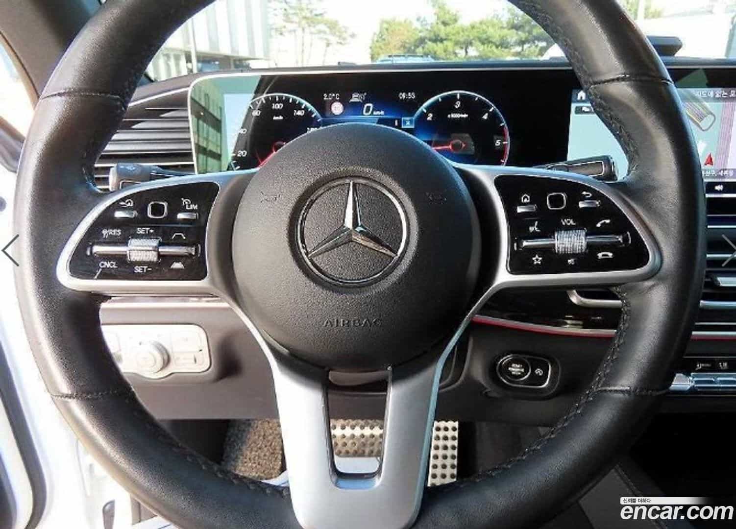GLE-Class Mercedes-Benz 2021.2-INNER-008