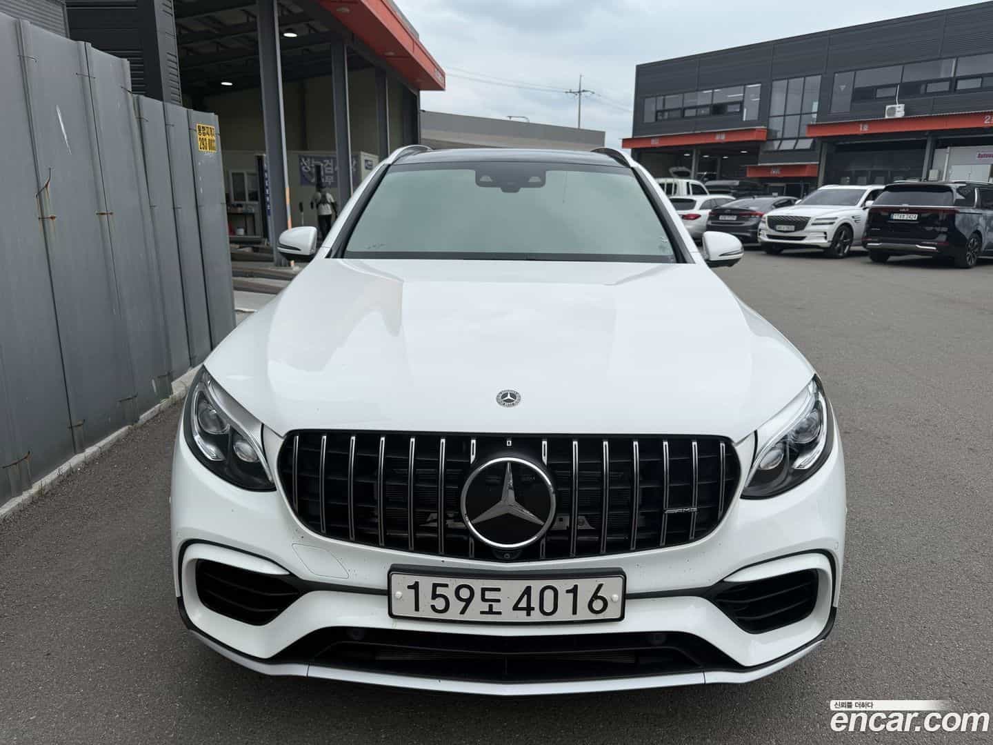 GLC-Class Mercedes-Benz 2019.11-OUTER-001