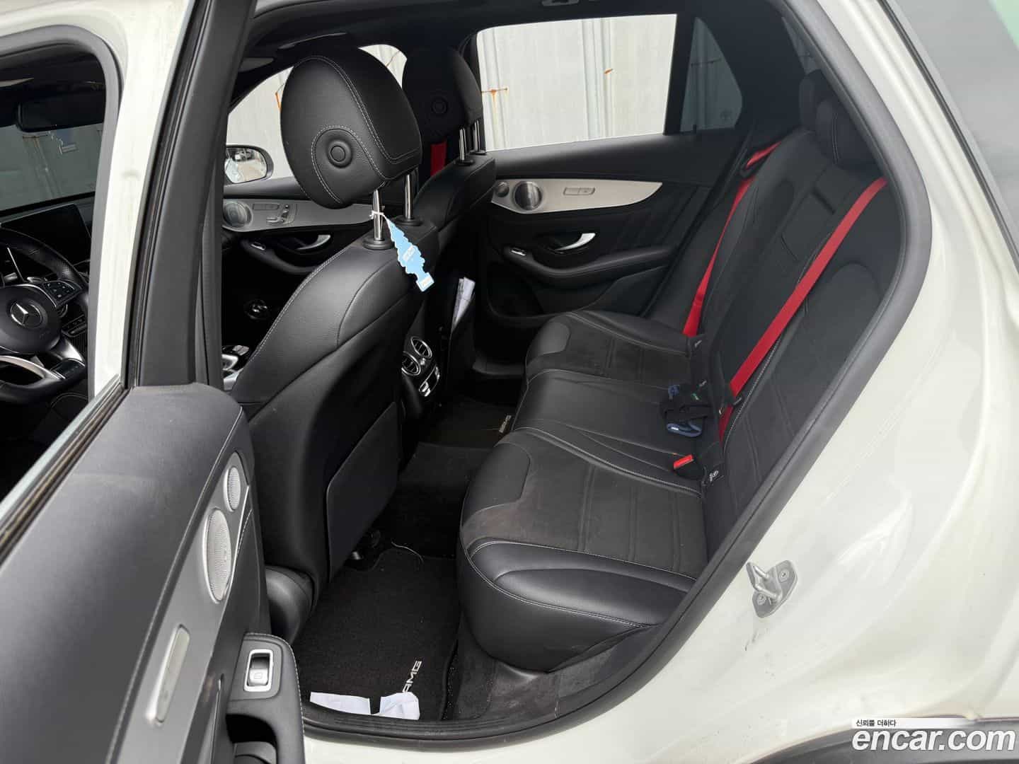 GLC-Class Mercedes-Benz 2019.11-OUTER-006