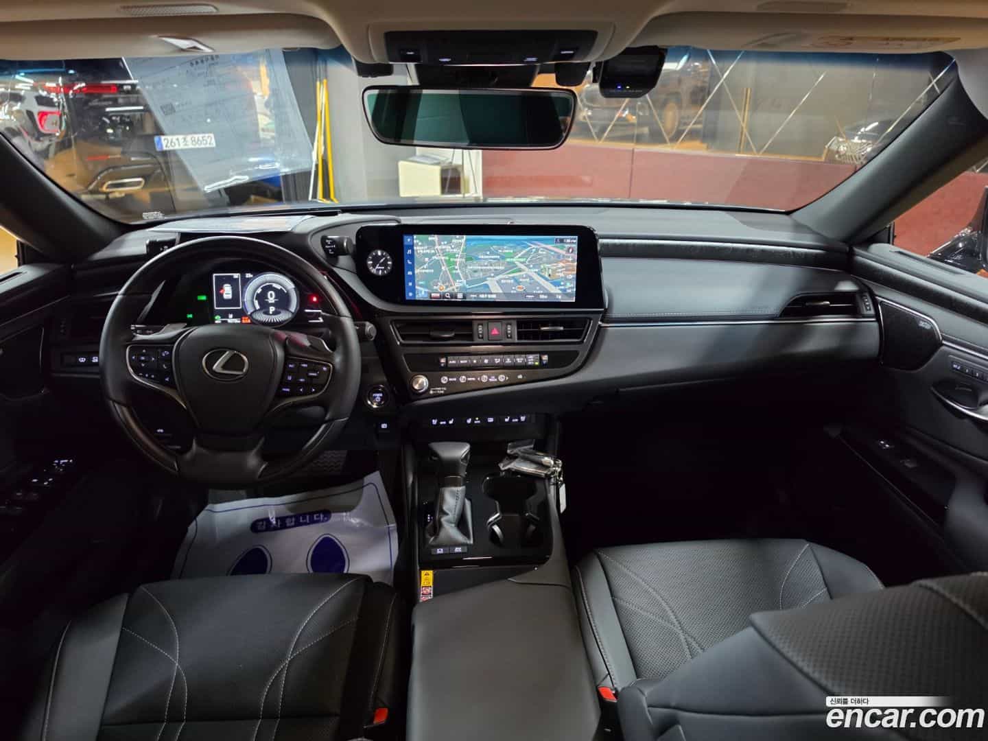 ES Lexus 2025.8-INNER-007