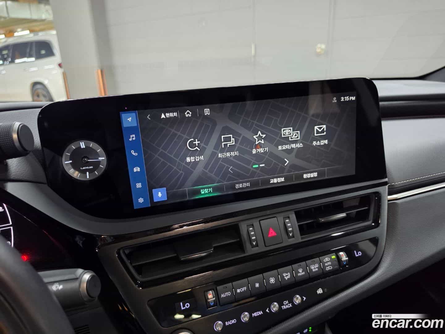 ES Lexus 2025.7-OPTION-016
