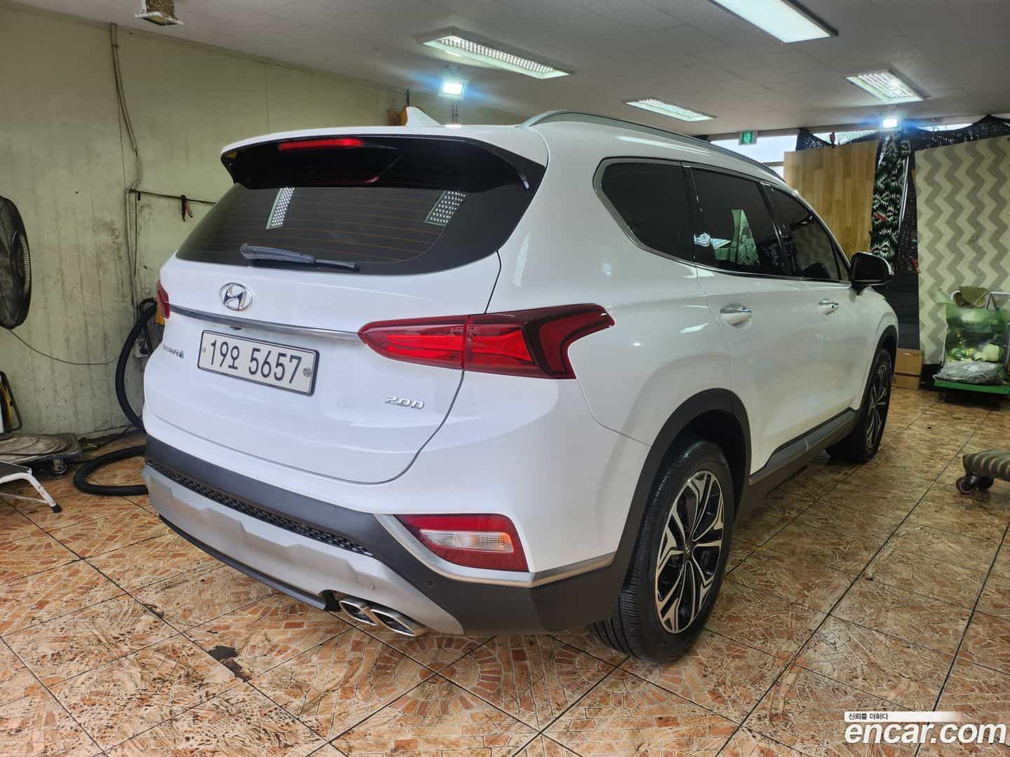 Santafe Hyundai 2019.0-OUTER-002