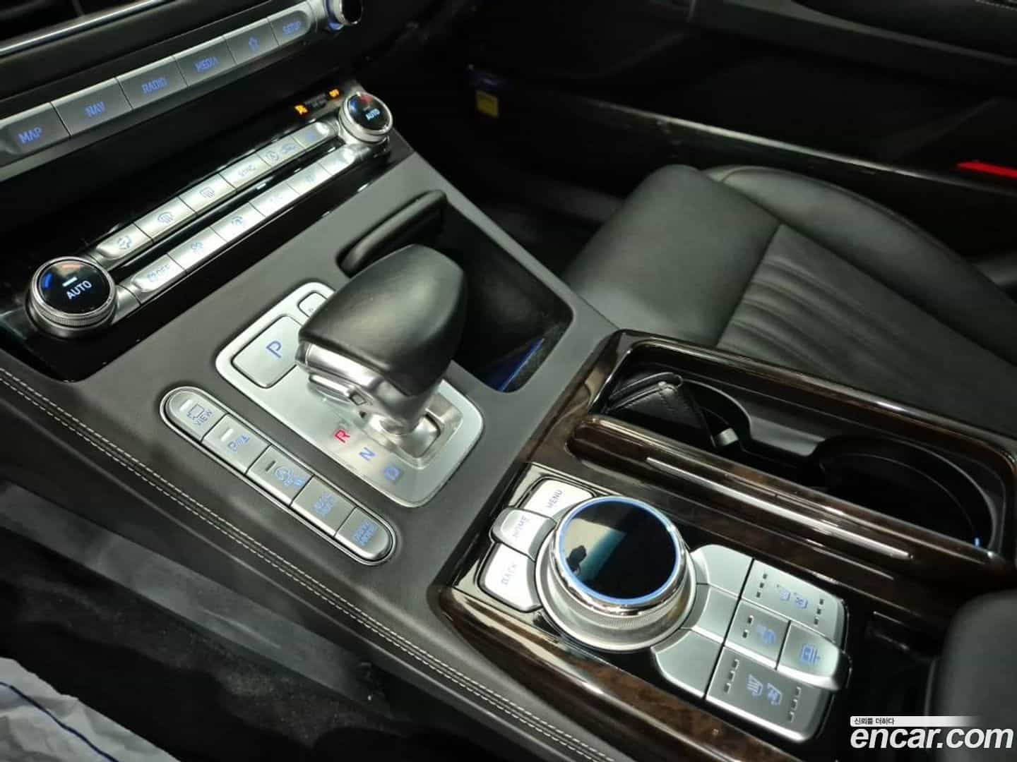 G90 Genesis 2019.5-INNER-009