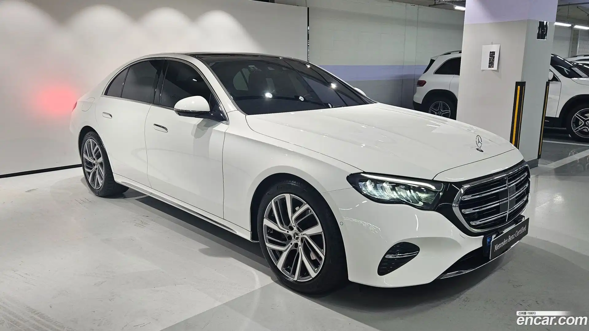 E-Class Mercedes-Benz 2024.9-OUTER-002