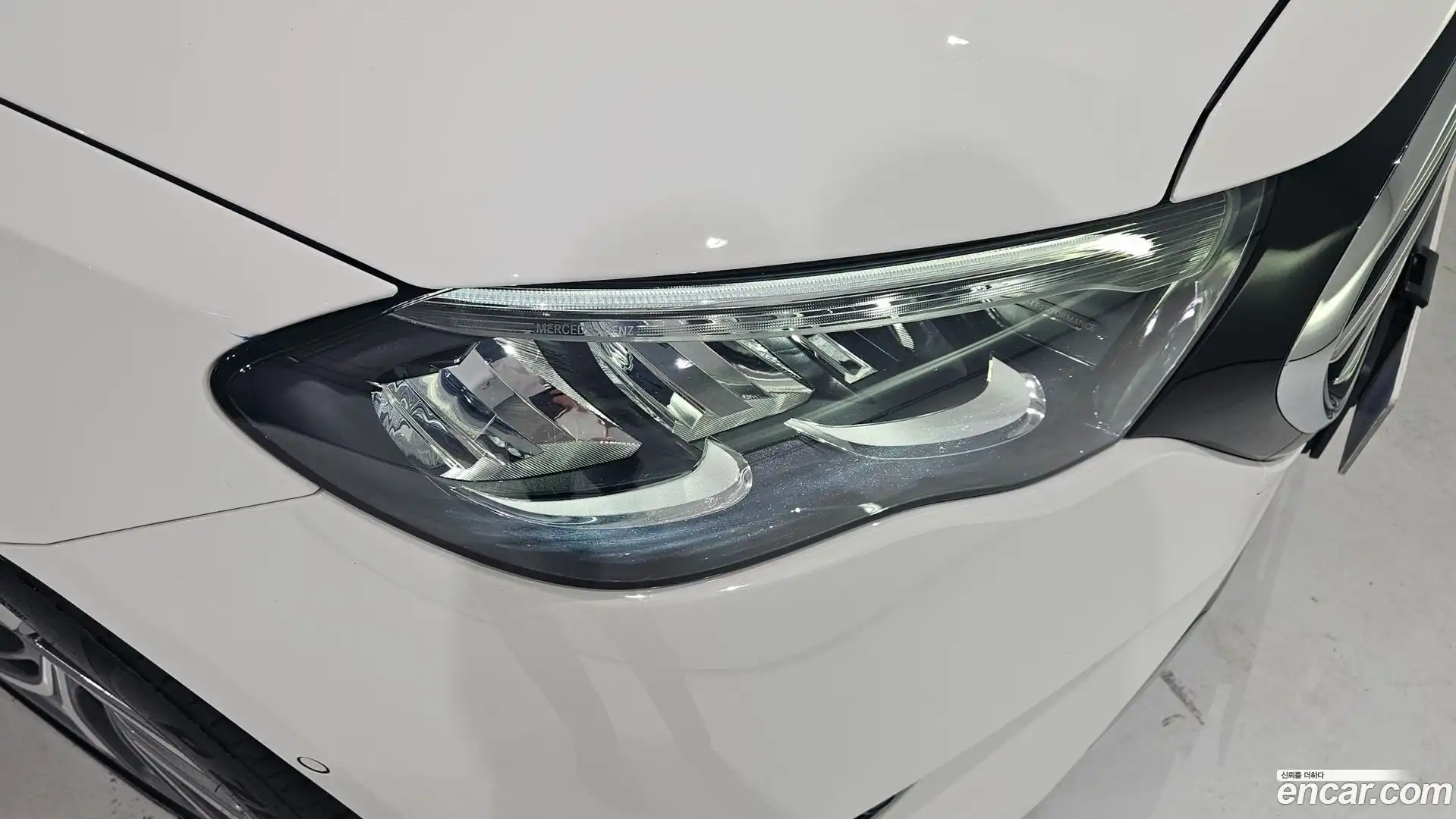 E-Class Mercedes-Benz 2024.9-OPTION-016