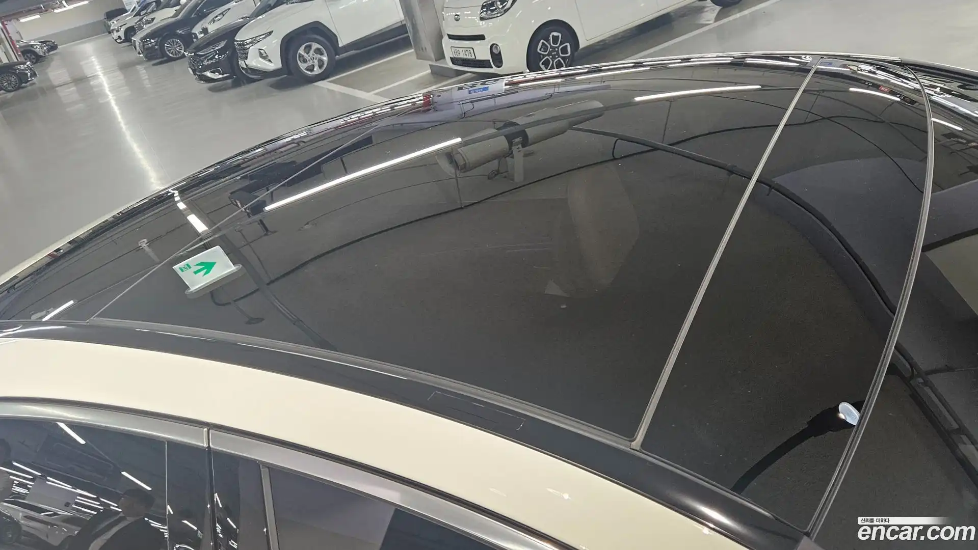 E-Class Mercedes-Benz 2024.9-OPTION-018