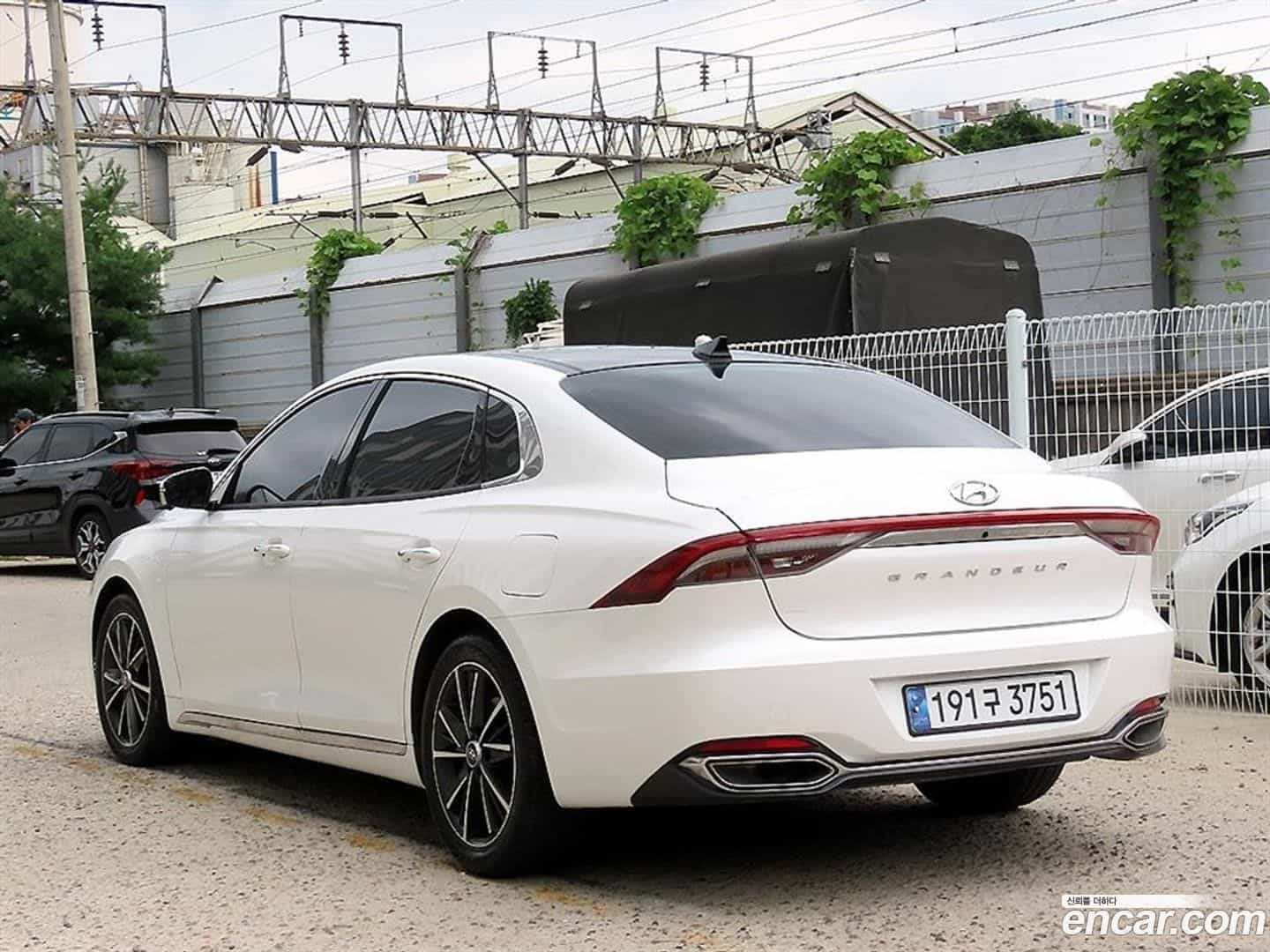 Grandeur Hyundai 2022.5-OUTER-003