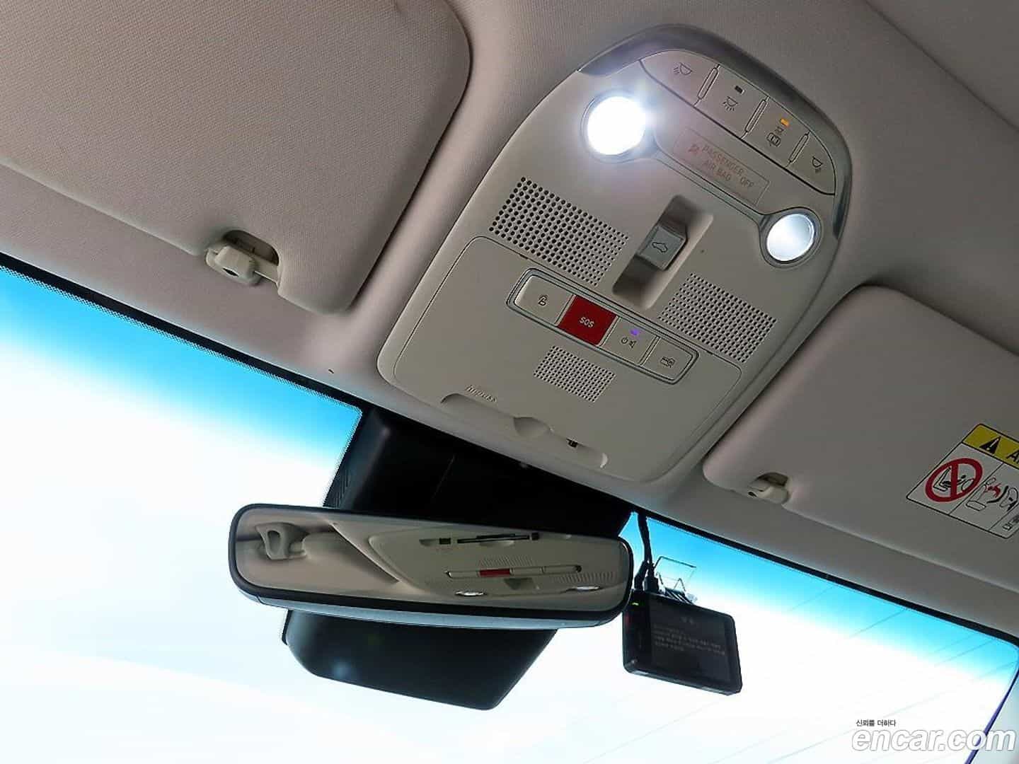 Grandeur Hyundai 2022.5-OPTION-018