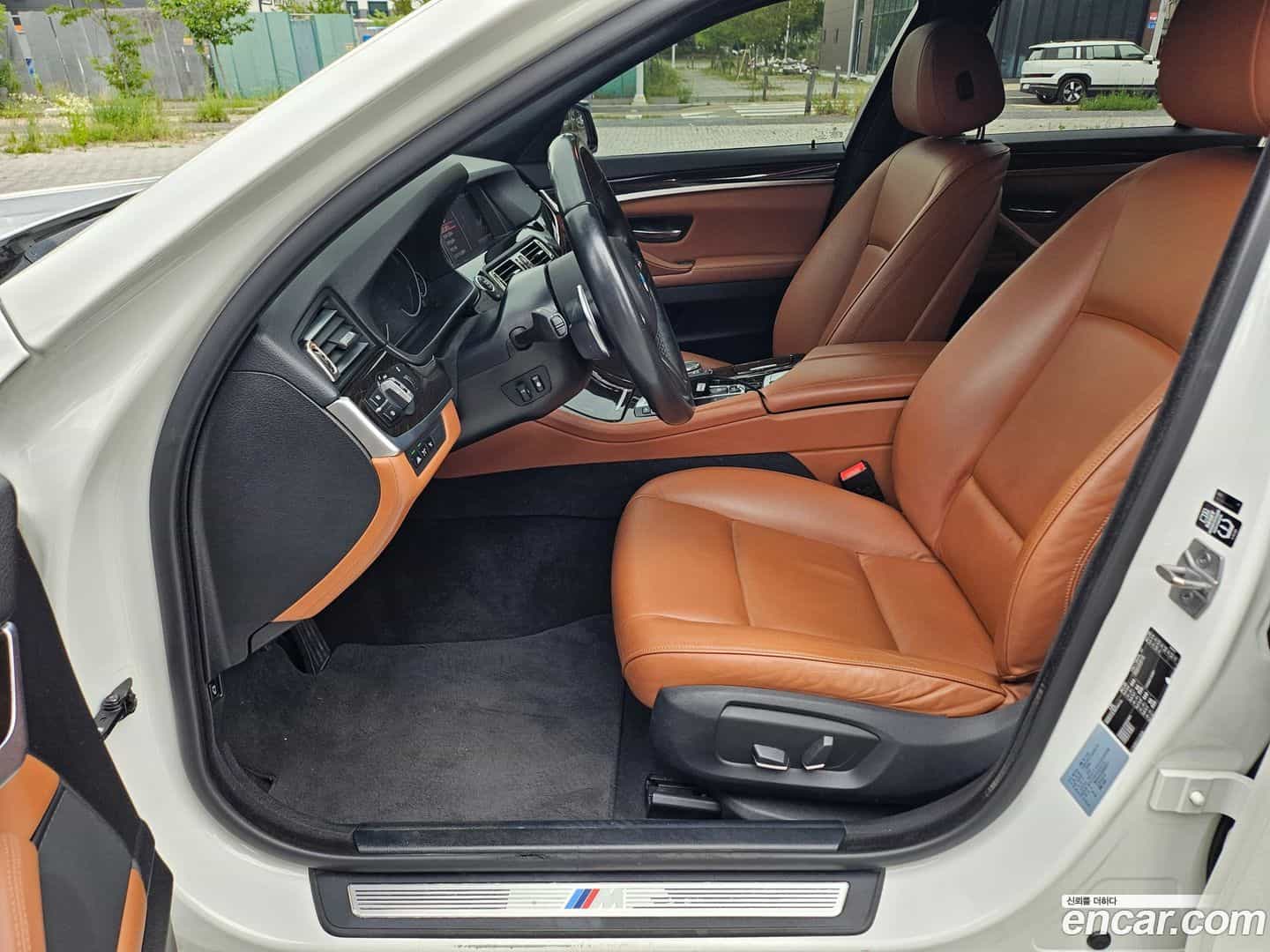 5-Series BMW 2016.10-INNER-010