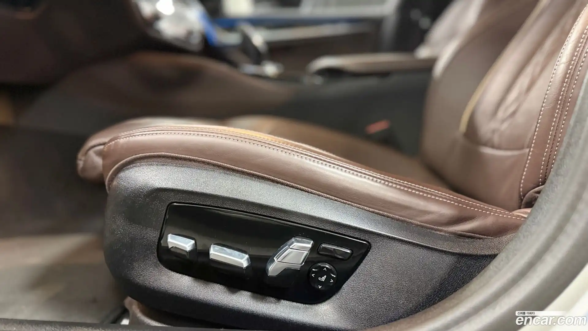 5-Series BMW 2023.4-INNER-010