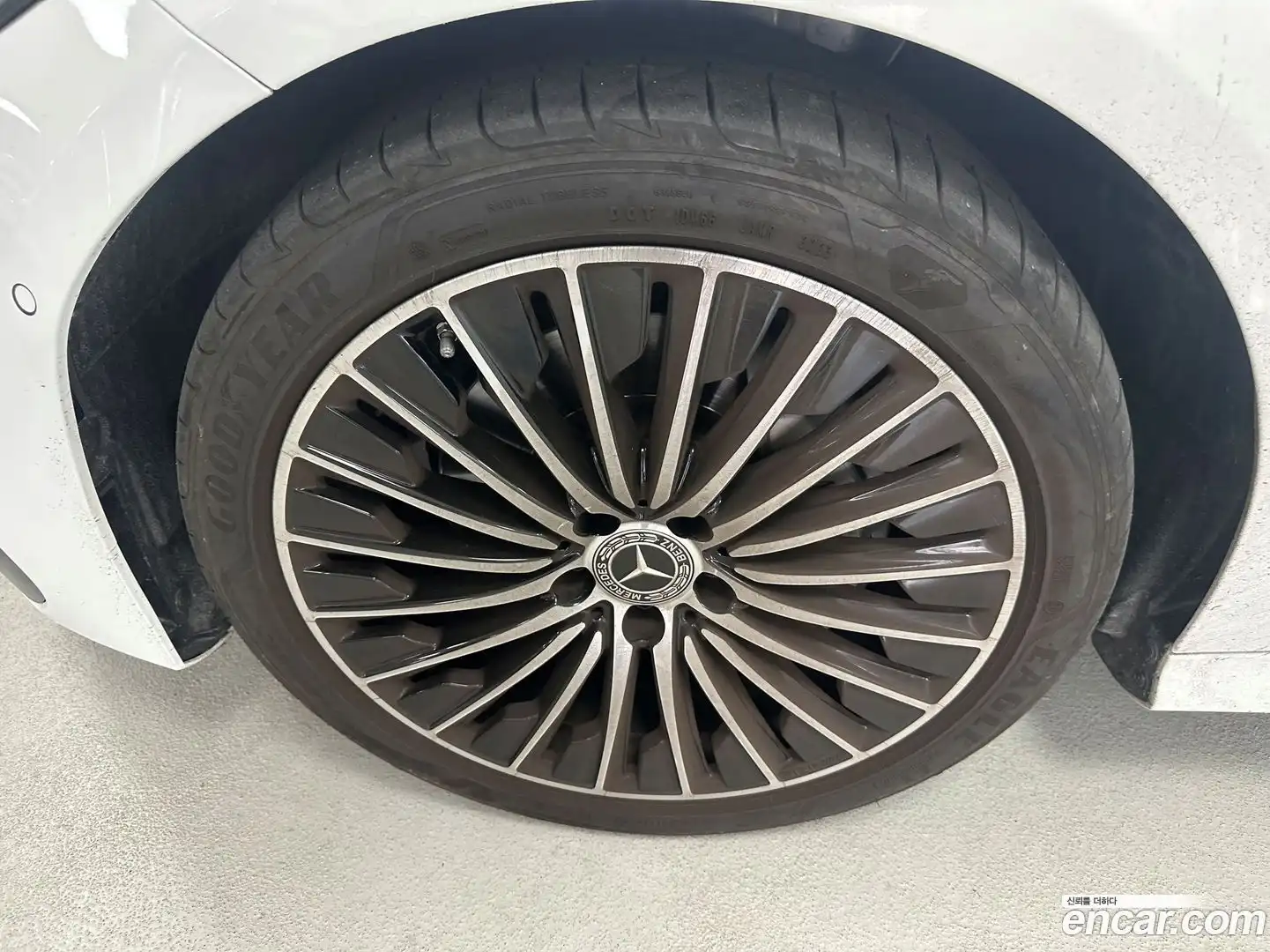 CLE-Class Mercedes-Benz 2024.3-OUTER-005