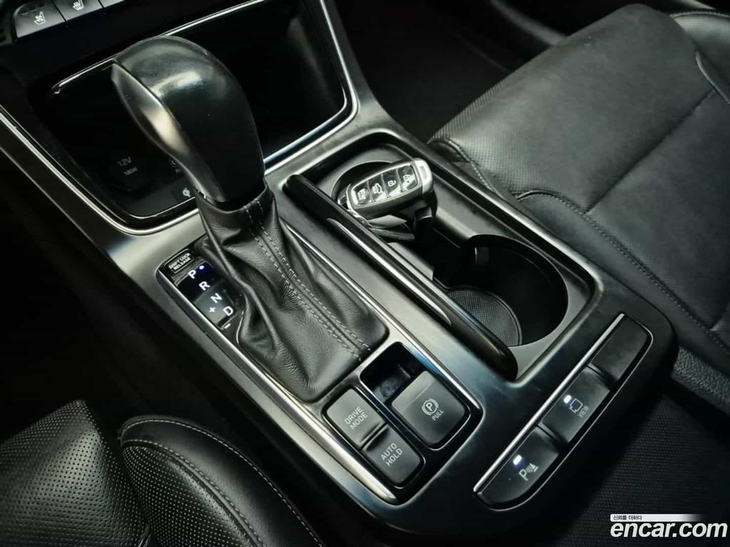 Grandeur Hyundai 2019.0-INNER-008