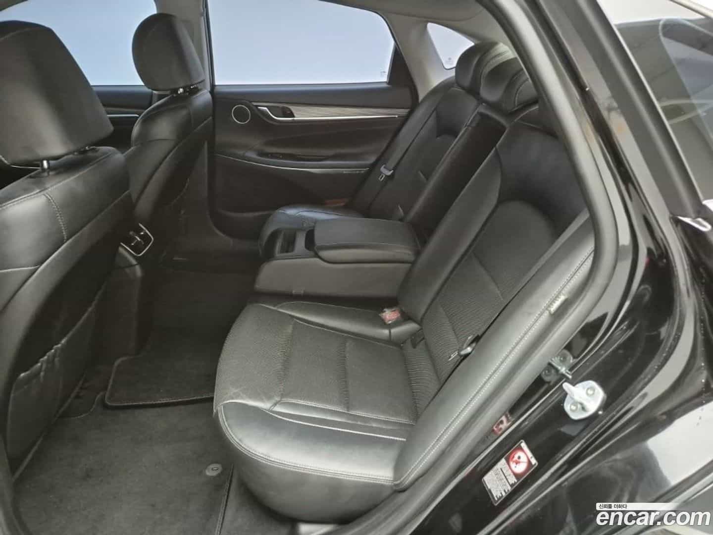 Grandeur Hyundai 2019.0-OPTION-016