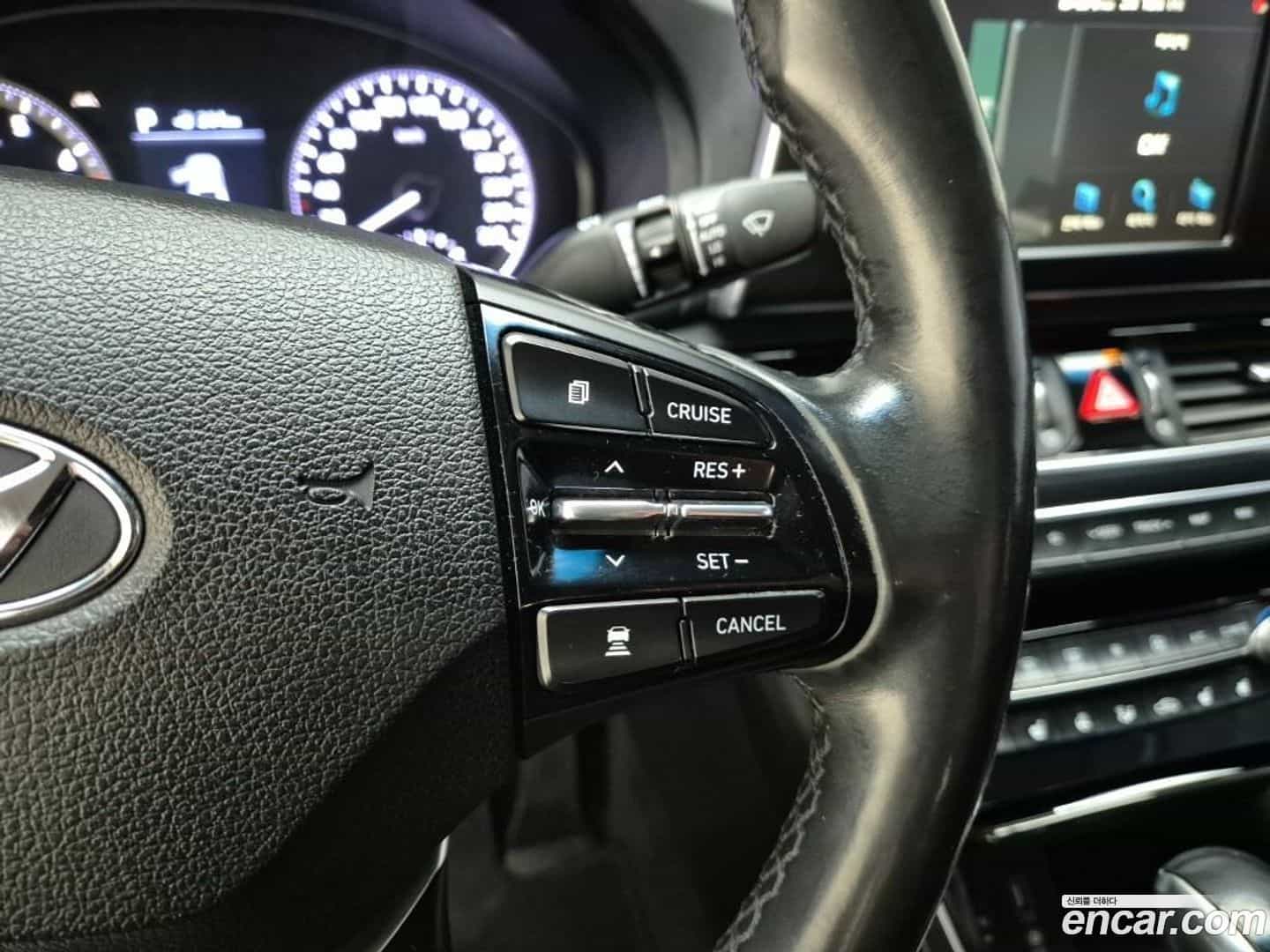 Grandeur Hyundai 2019.0-OPTION-020