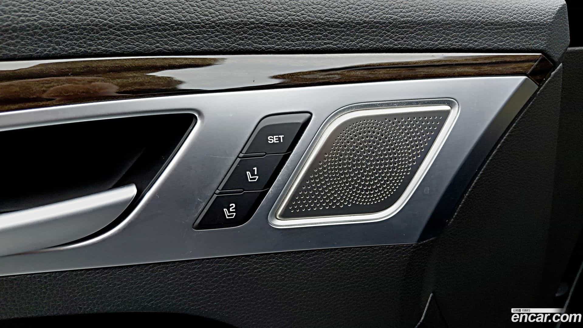 G80 Genesis 2016.9-INNER-008