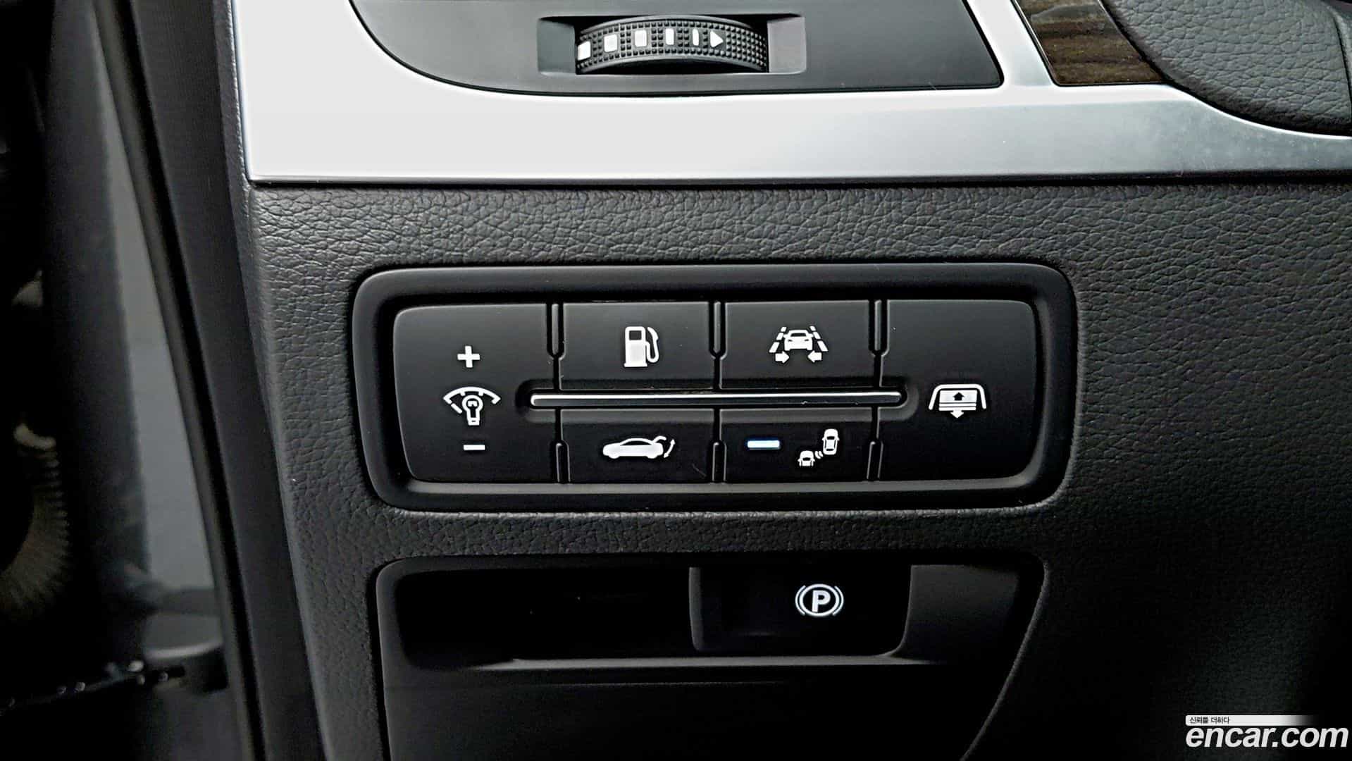 G80 Genesis 2016.9-INNER-009