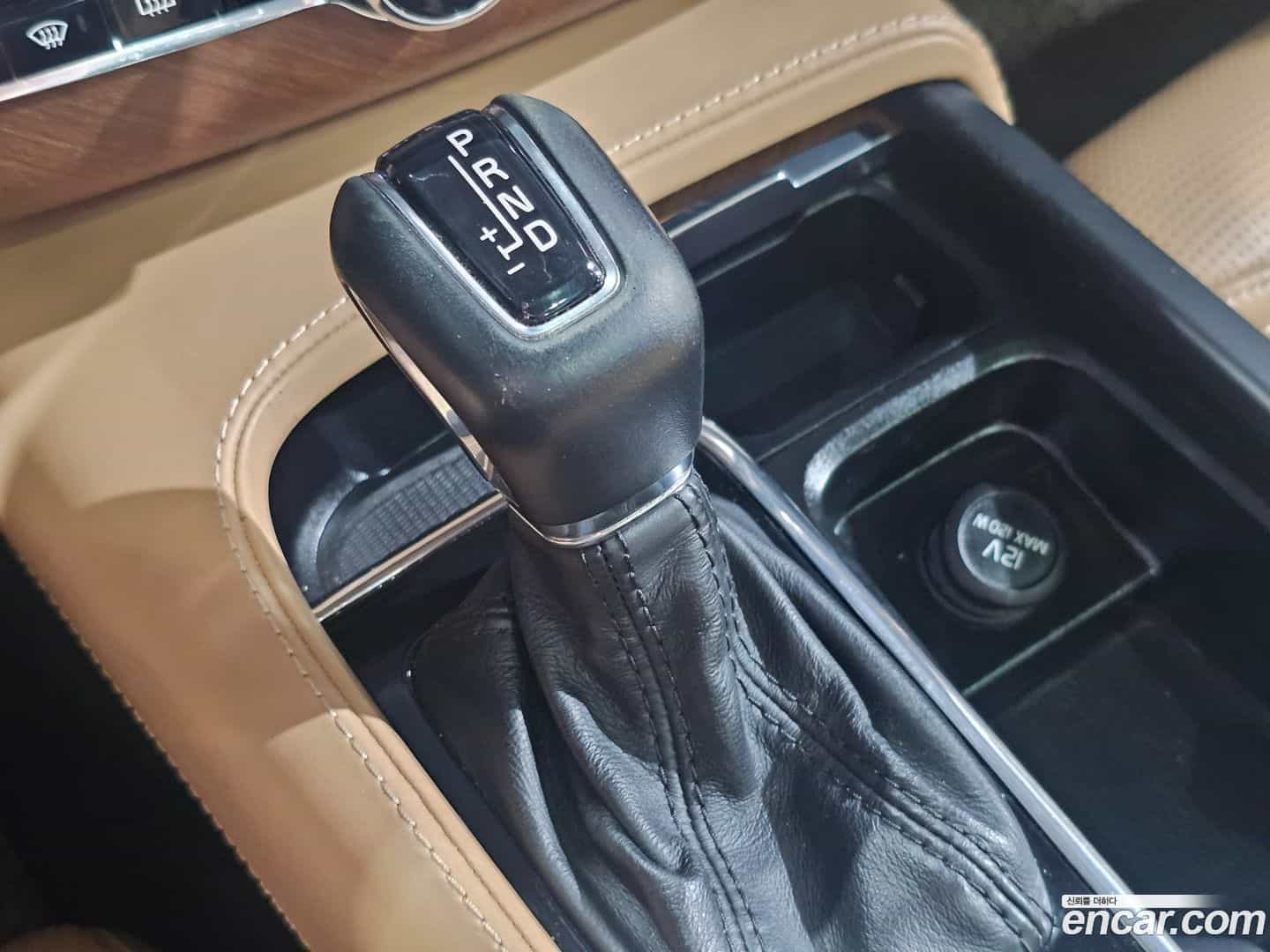 XC90 Volvo 2018.4-INNER-009
