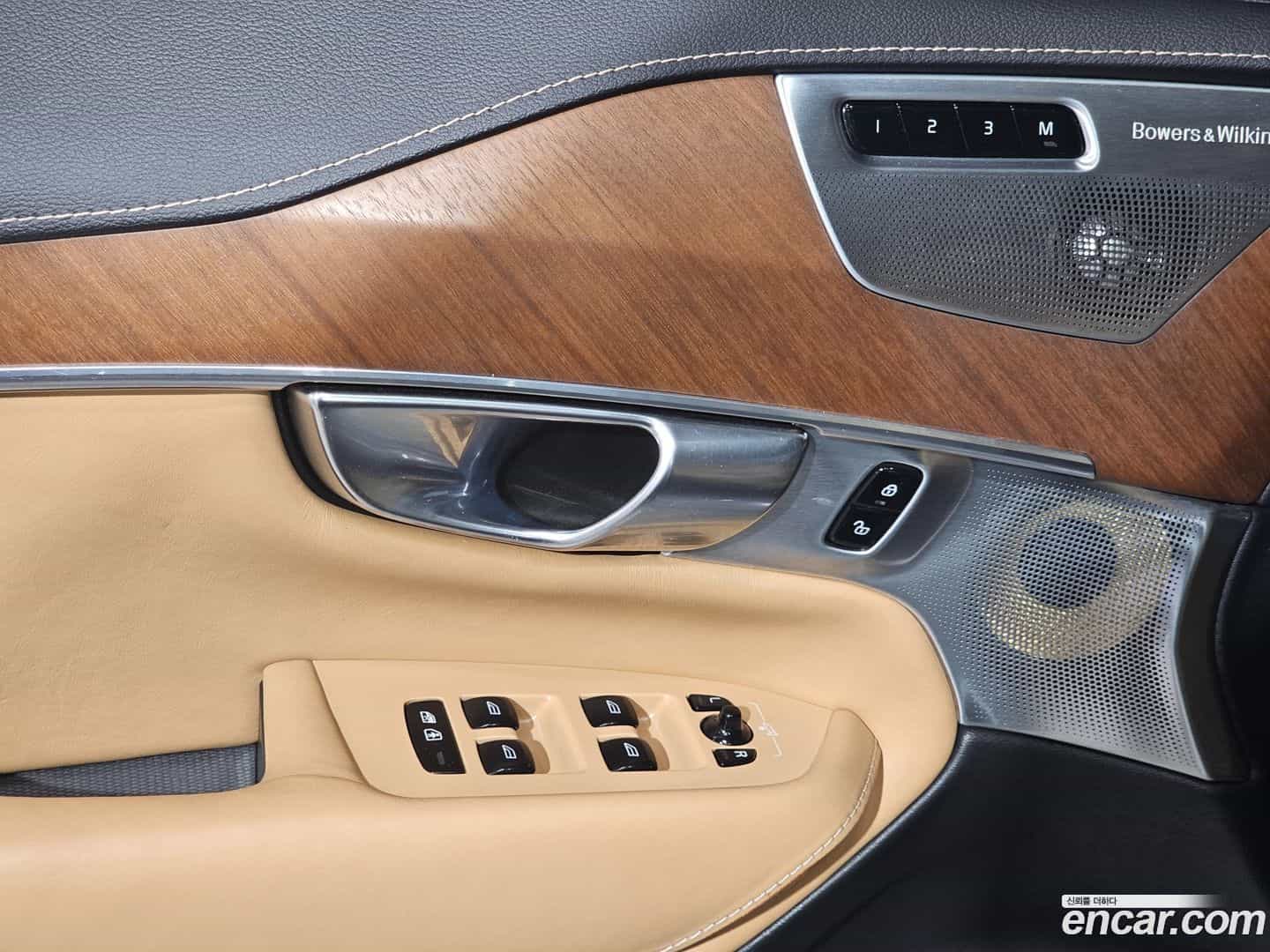 XC90 Volvo 2018.4-OPTION-020