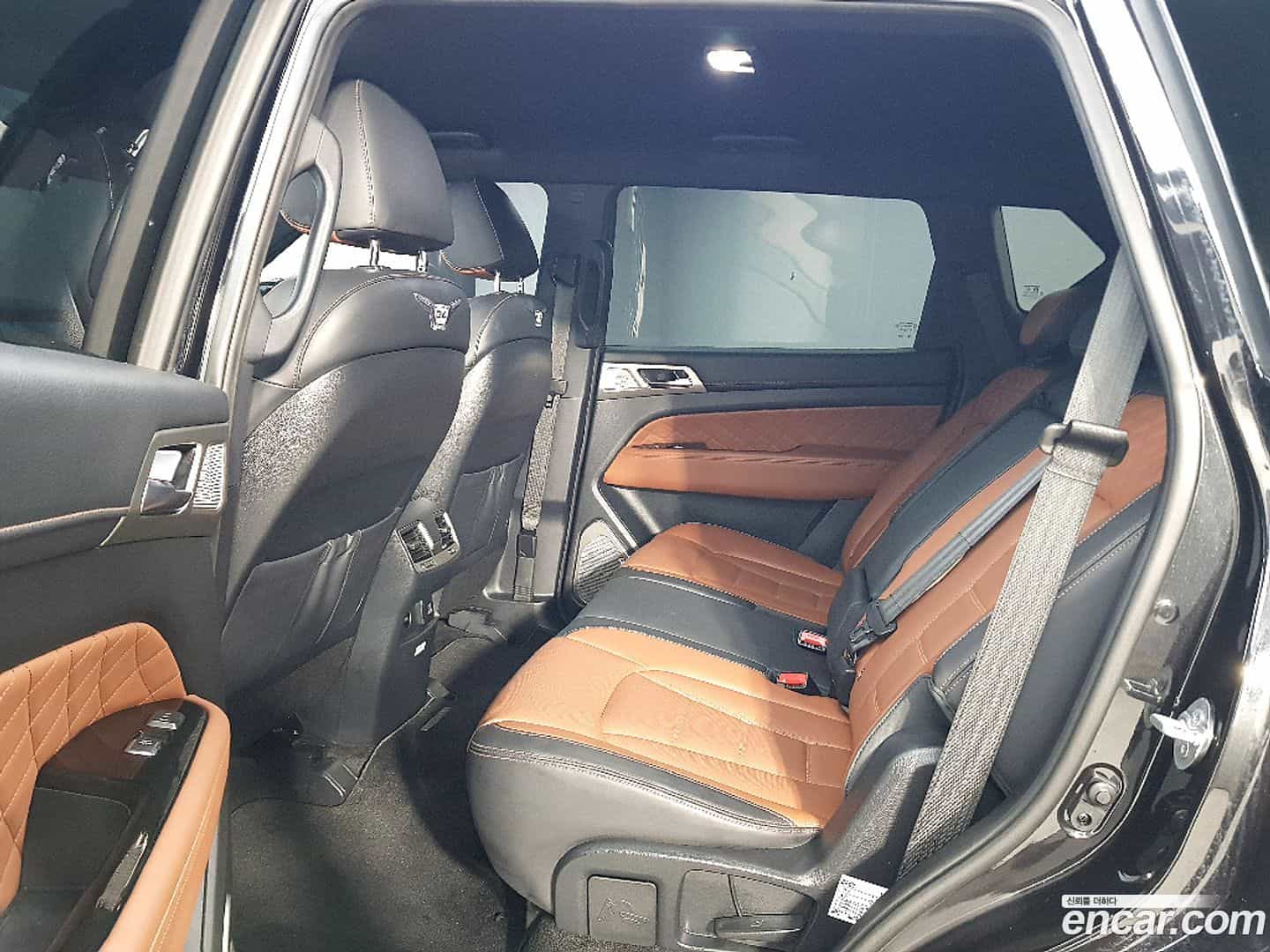 Rexton KG Mobility 2017.8-INNER-009