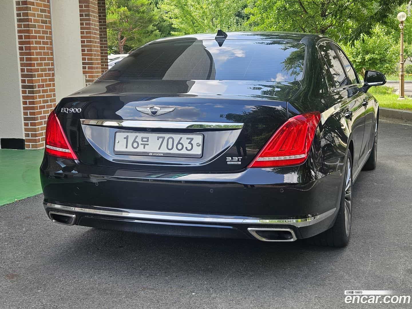 EQ900 Genesis 2016.5-OUTER-005