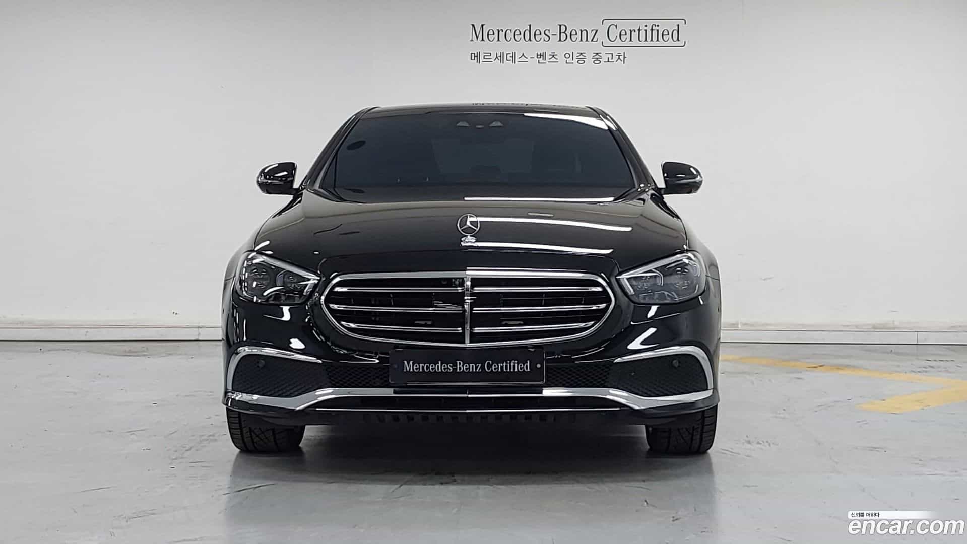 E-Class Mercedes-Benz 2022.3-OUTER-003