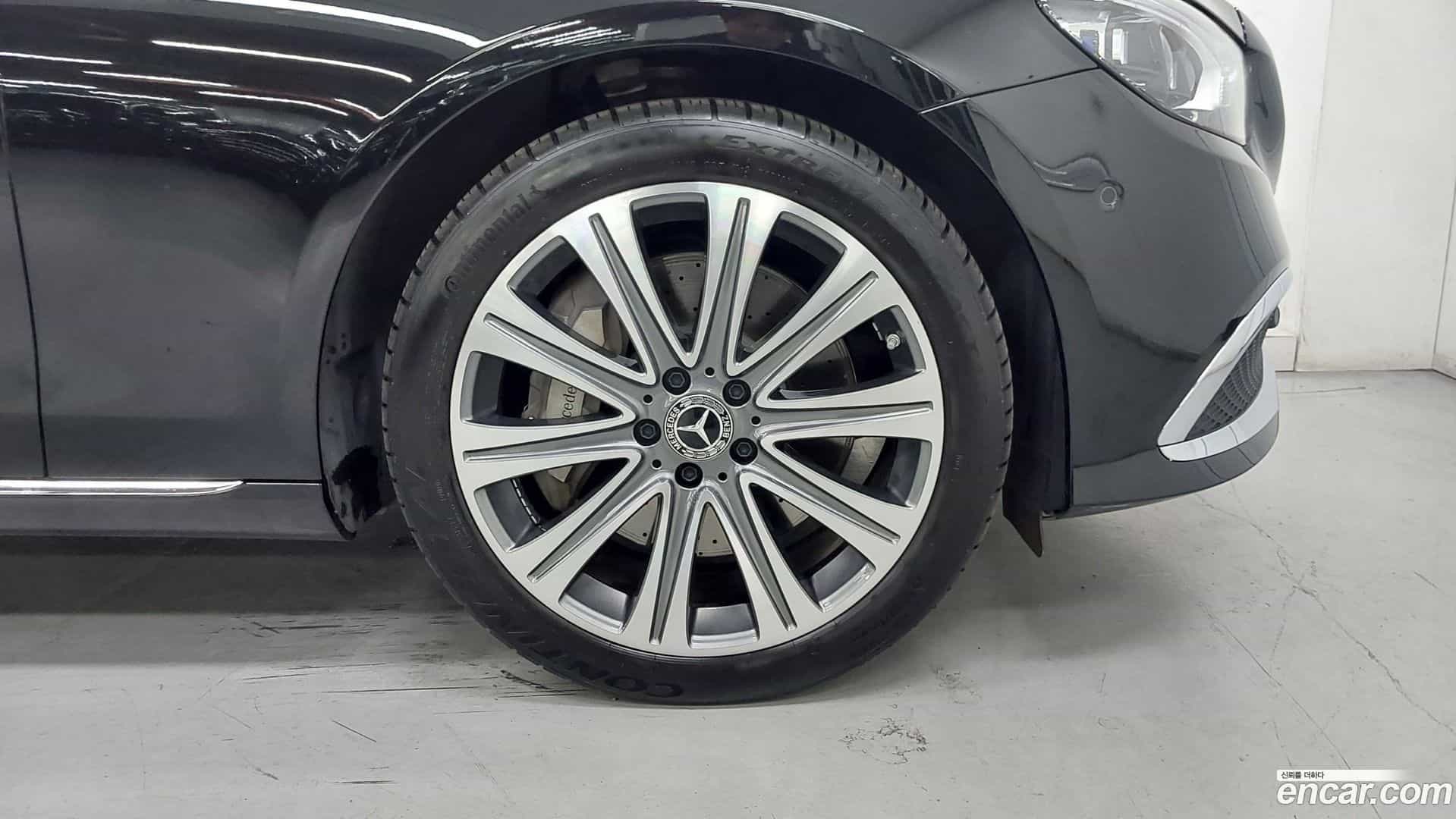 E-Class Mercedes-Benz 2022.3-OUTER-005