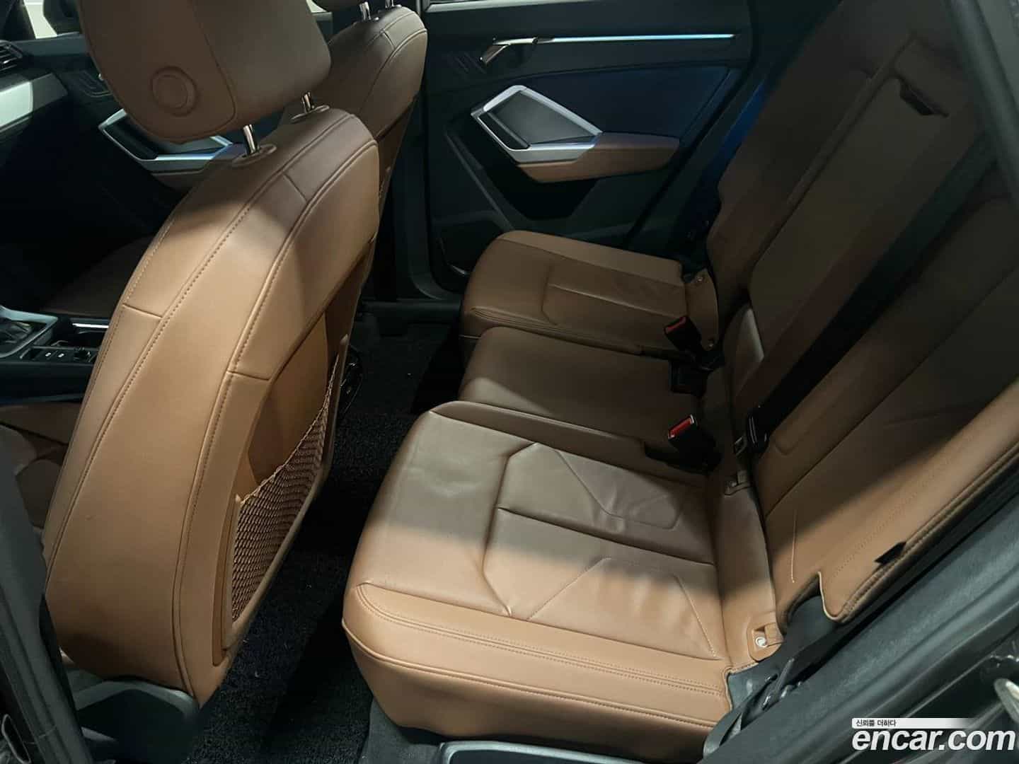 Q3 Audi 2022.10-OPTION-015